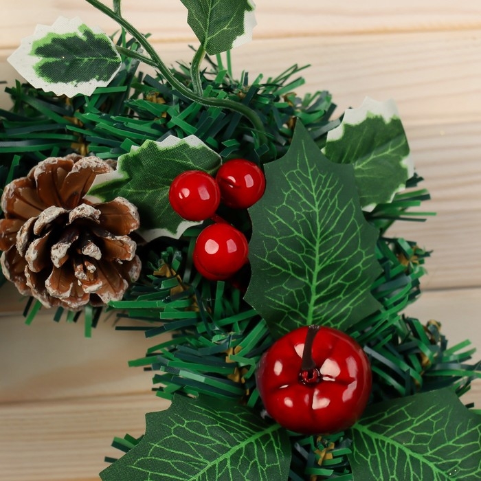 Венок новогодний d-30 см "Лесной фестиваль" листья шишки веточки