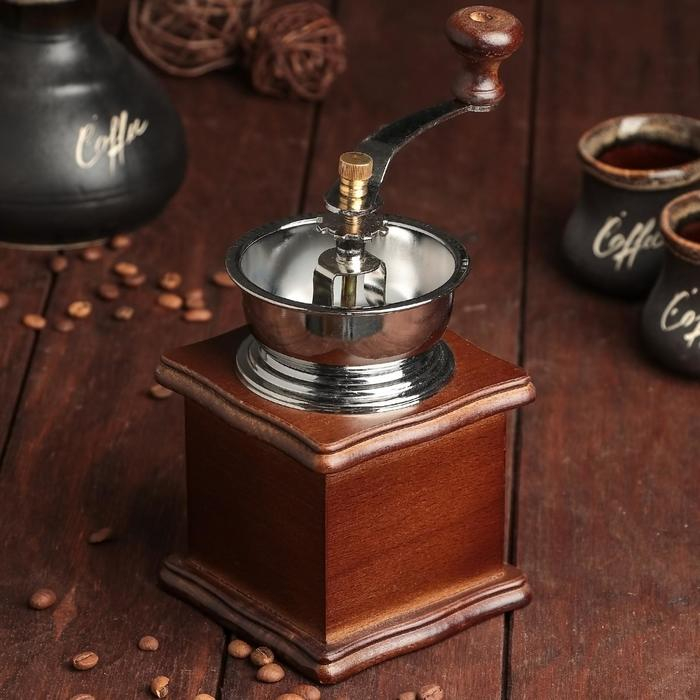 Кофемолка ручная &laquo;Светлое дерево&raquo;, 9,5&times;16 см