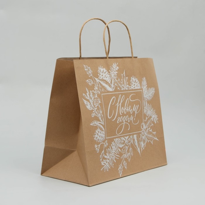 Пакет подарочный новогодний крафтовый &laquo;Волшебство&raquo;, 32 х 28 х 15 см, Новый год