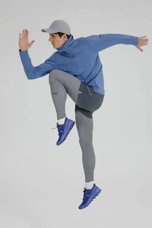 Бейсболка Kosmos, серая