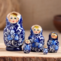 Матрёшка «Гжель», тёмно-синее платье, 5 кукольная, 10 см Матрёшка «Гжель», тёмно-синее платье, 5 кукольная, 10 см