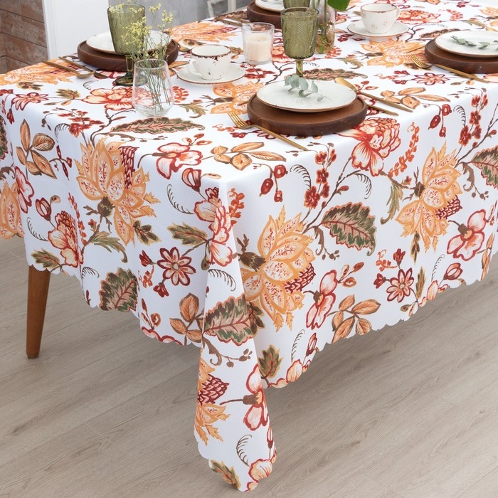 Скатерть Доляна &laquo;Летние цветы&raquo; 145х300 см, 100% п/э