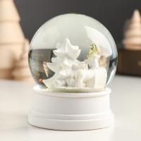 Сувенир полистоун водяной шар "Заснеженная ёлочка с подарками" белый 6,5х6,5х8 см Сувенир полистоун водяной шар "Заснеженная ёлочка с подарками" белый 6,5х6,5х8 см