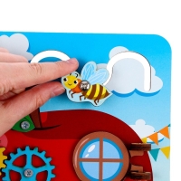 Развивающая доска &laquo;Бизи-Яблоко&raquo;