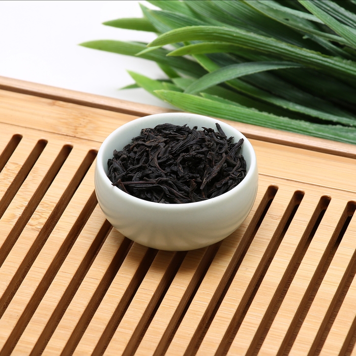 Чай Китайский листовой чёрный Чжень Шань Сяо Чжун Чай Китайский листовой чёрный Чжень Шань Сяо Чжун "Лапсанг сушонг", 100 г