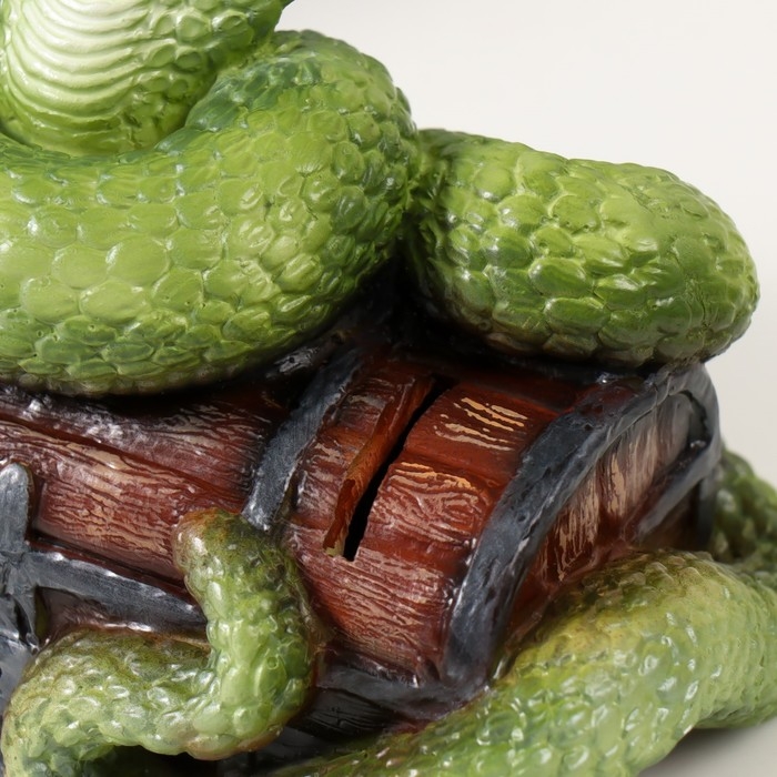 Копилка Копилка"КОБРА НА СУНДУКЕ " 20 х 17 х 12 см.