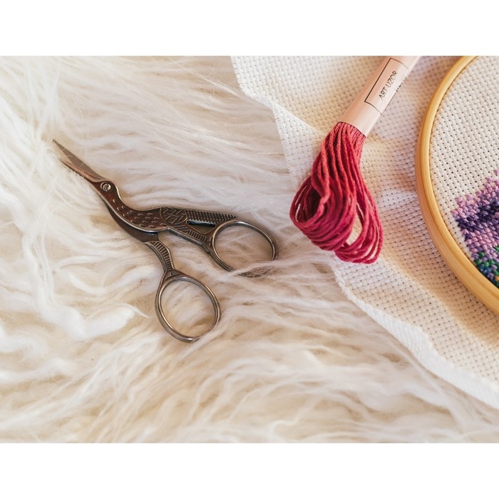 Ножницы для рукоделия «Цапельки», скошенное лезвие, 3,5 Ножницы для рукоделия «Цапельки», скошенное лезвие, 3,5", 9 см, цвет серебряный