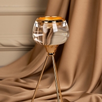 Подсвечник металл, стекло на 1 свечу &laquo;Изысканность&raquo; цвет золото 9.5 х 9.5 х 22.5 см