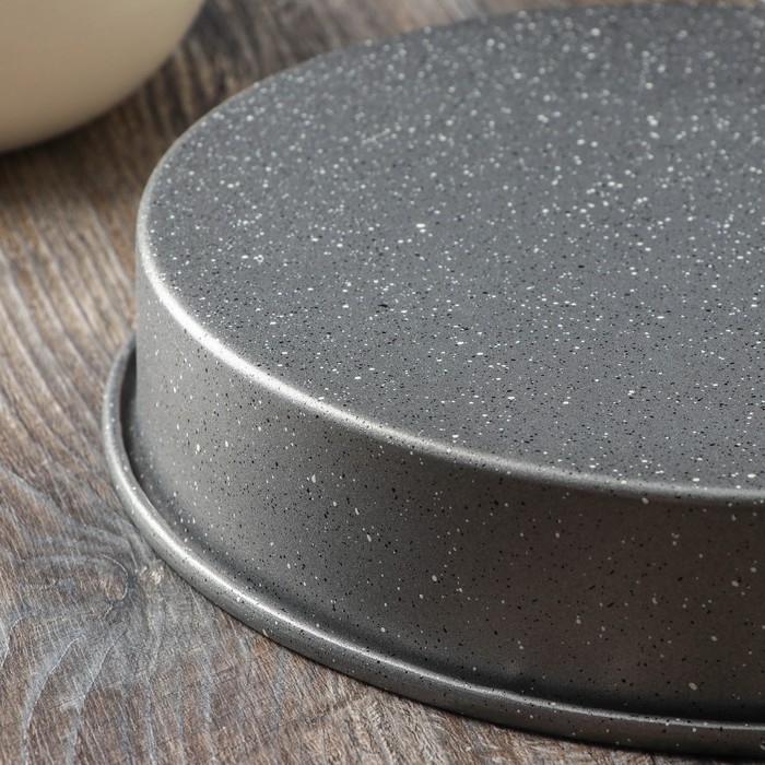 Форма для выпечки Magistro Gourmet Range, 24,8×24,8×5 см, толщина 0,6 мм, антипригарное покрытие, цвет серый Форма для выпечки Magistro Gourmet Range, 24,8×24,8×5 см, толщина 0,6 мм, антипригарное покрытие, цвет серый