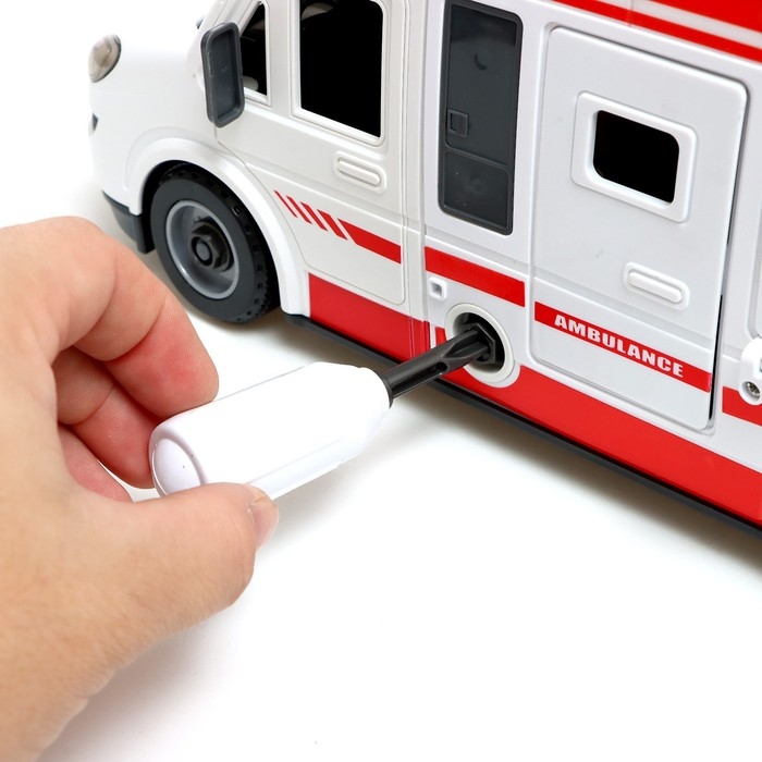 Конструктор винтовой &laquo;Скорая помощь&raquo;, свет, звук, инерция, 50 деталей