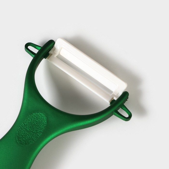 Набор кухонный на подставке &laquo;Изгиб&raquo;, 5 предметов: 4 ножа, 7,5 см, 10 см, 13 см, 15 см, овощечистка, цвет зелёный