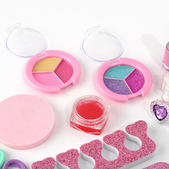 Набор детской косметики в чемодане «Единорожка», тени, резинки для волос, блески для губ, глиттер, украшения, лаки для ногтей, наклейки, пилочка, расчёска, кисти, косметичка Набор детской косметики в чемодане «Единорожка», тени, резинки для волос, блески для губ, глиттер, украшения, лаки для ногтей, наклейки, пилочка, расчёска, кисти, косметичка