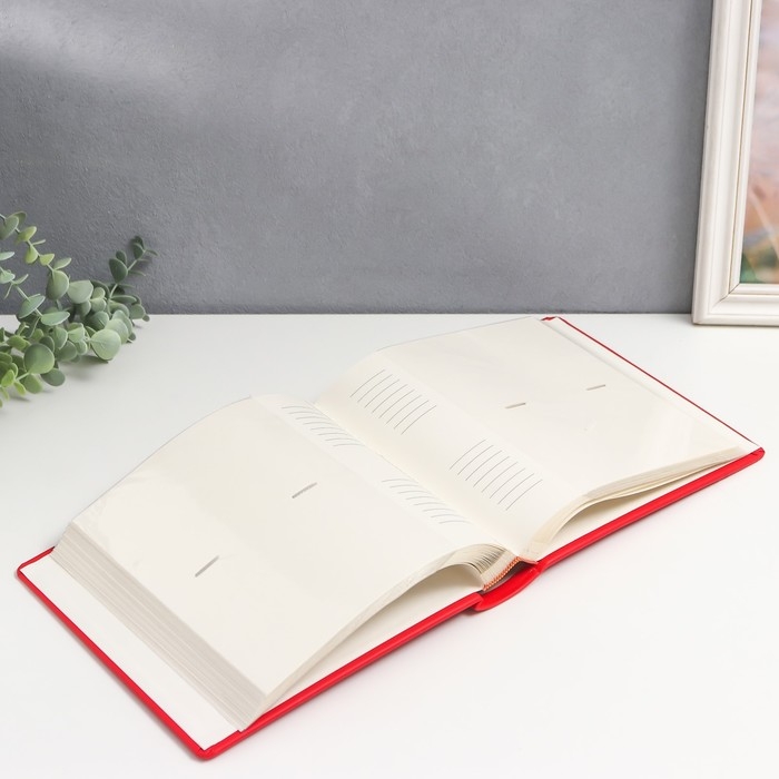 Фотоальбом на 200 фото 10х15 см "Красный делюкс" бум.карм.с мемо, книжн. пер-т