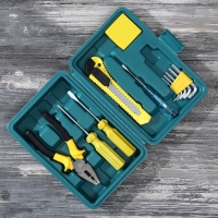 Набор инструментов &laquo;Гигант ремонта&raquo; с отверткой индикаторной, 11 предметов