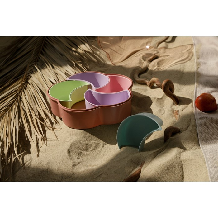 Менажница с крышкой &laquo;Барокко&raquo;, 26&times;25&times;7 см, 5 съёмных ячеек, цвет МИКС