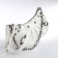 Сумка женская кросс-боди, на молнии, цвет белый Сумка женская кросс-боди, на молнии, цвет белый