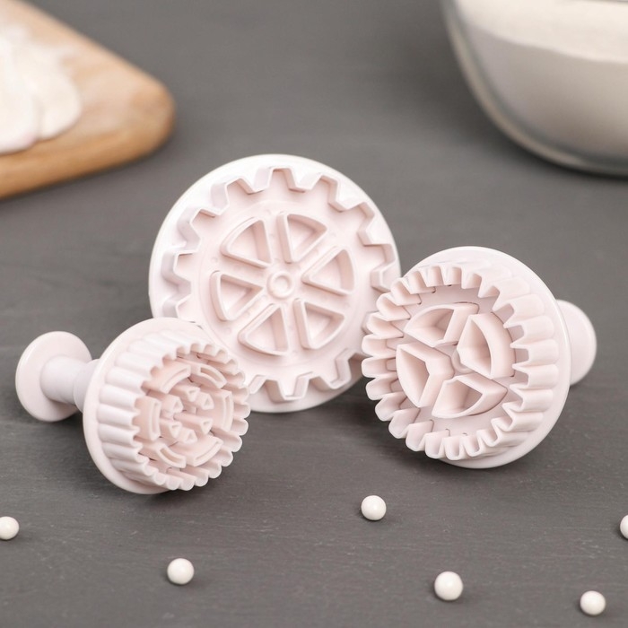 Набор плунжеров кондитерских Доляна «Шестерёнки», 3 шт Набор плунжеров кондитерских Доляна «Шестерёнки», 3 шт