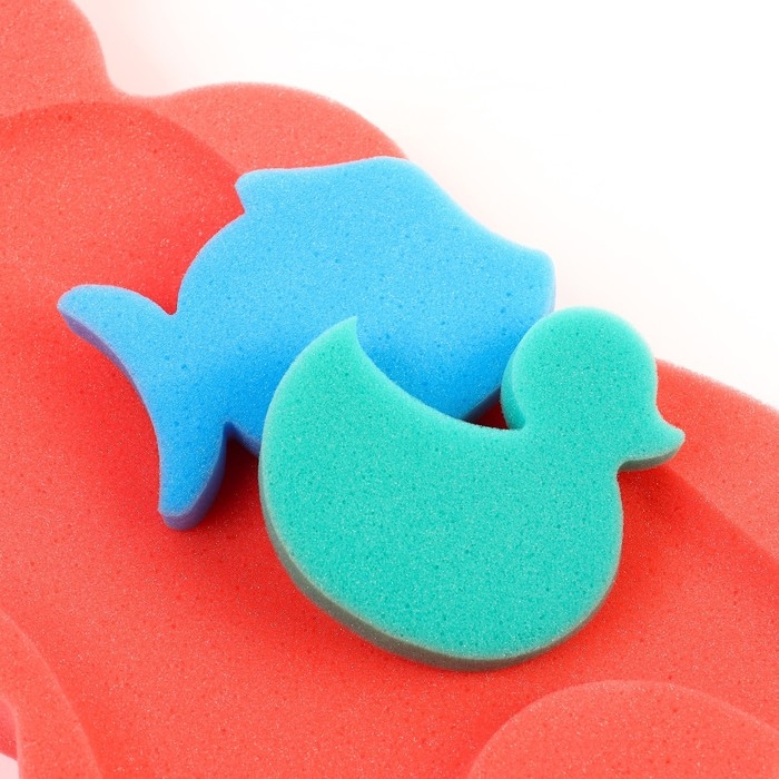 Подкладка для купания макси «Мишка», цвет красный/розовый, 55х30х6см Подкладка для купания макси «Мишка», цвет красный/розовый, 55х30х6см