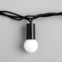 Гирлянда &laquo;Нить&raquo; 20 м с насадками &laquo;Шарики 1.5 см&raquo;, IP44, тёмная нить, 200 LED, свечение бело-синее, мигание, 220 В