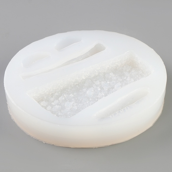 Молд силиконовый «Хлеб и шпроты», 12 × 2 см Молд силиконовый «Хлеб и шпроты», 12 × 2 см