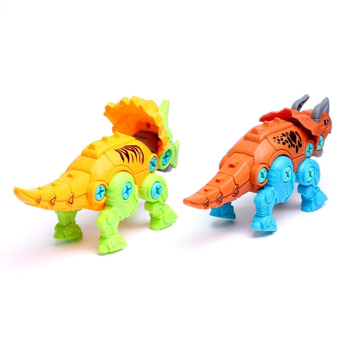 Конструктор винтовой &laquo;Мир динозавров&raquo;, набор 4 штуки, 2 отвёртки 4 карточки, 100 деталей