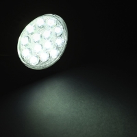 Светодиодная фара Вымпел WL-142CF, ближний свет, корпус металл, 14 диодов Светодиодная фара Вымпел WL-142CF, ближний свет, корпус металл, 14 диодов