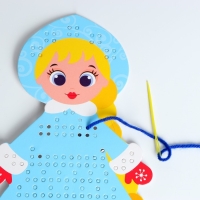 Вышивка пряжей на новый год «Снегурочка» на картоне с пластиковой иглой, новогодний набор для творчества Вышивка пряжей на новый год «Снегурочка» на картоне с пластиковой иглой, новогодний набор для творчества