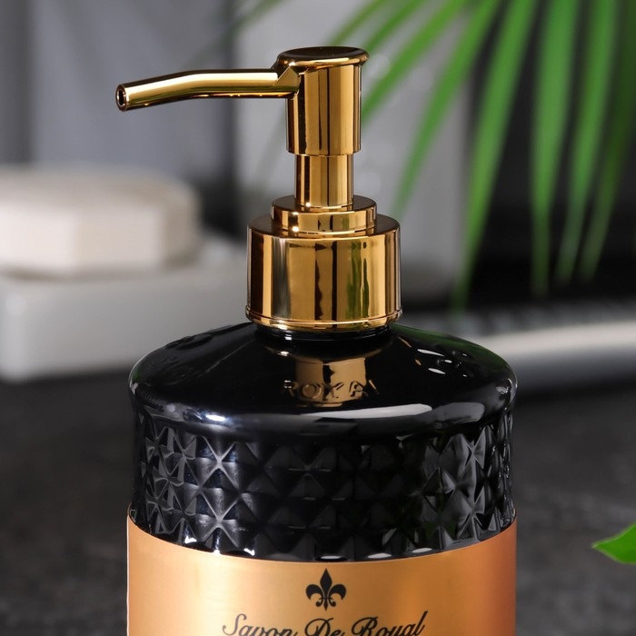 Жидкое парфюмированное мыло для рук "Savon De Royal" черная жемчужина , 500 мл