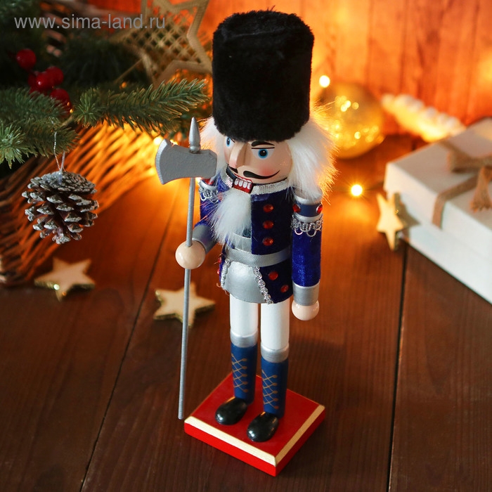 Новогодний декор &laquo;Щелкунчик&raquo;