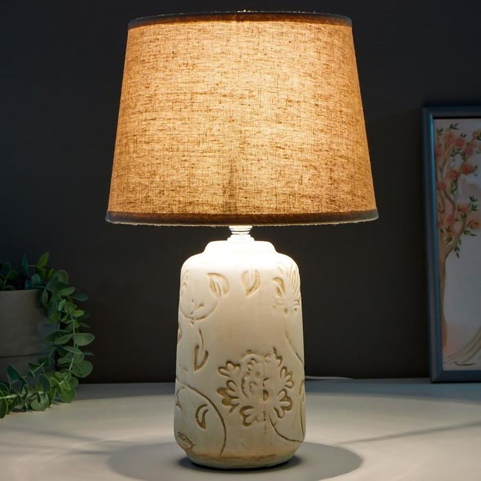 Лампа настольная 16352/1 E14 40Вт бело-бежевый 22х22х36 см RISALUX