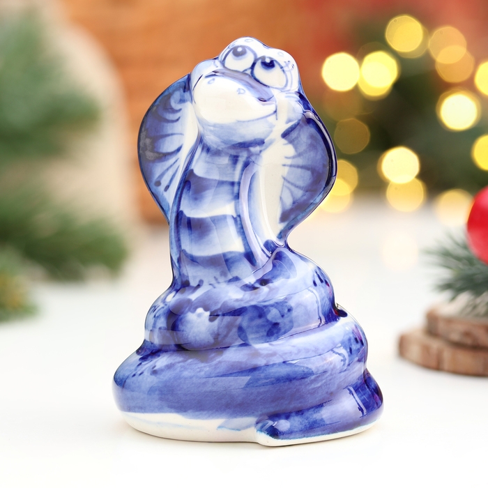 Сувенир символ года &laquo;Змея Милена&raquo;, гжель, 10х6.5 см