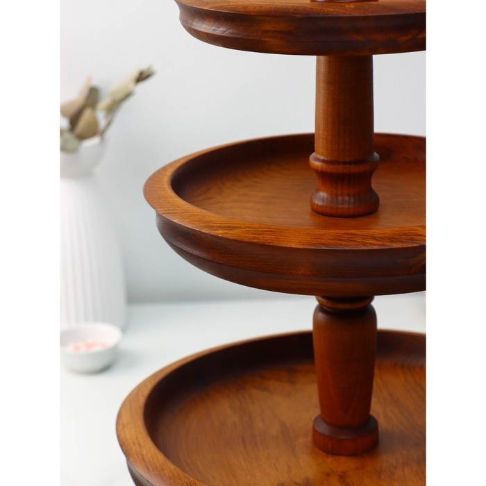 Трёхъярусная ваза для фруктов и сладостей из натурального кедра Mаgistrо, 47 см, цвет шоколадный Трёхъярусная ваза для фруктов и сладостей из натурального кедра Mаgistrо, 47 см, цвет шоколадный