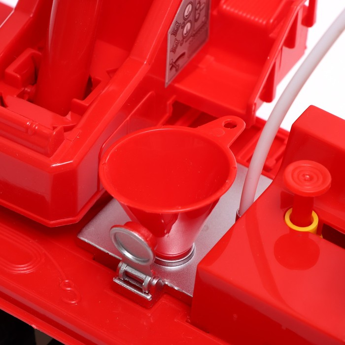 Машина инерционная &laquo;Пожарная&raquo;, масштаб 1:16, световые и звуковые эффекты, стреляет водой, МИКС