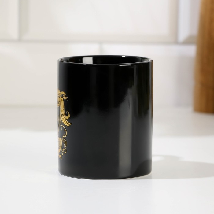 Кружка керамическая &laquo;Лучший мужчина&raquo;, 300 мл, цвет чёрный