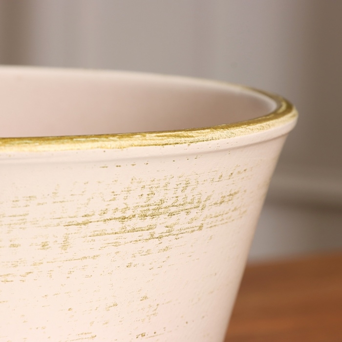 Горшок цветочный "Пчела" 1,7 л