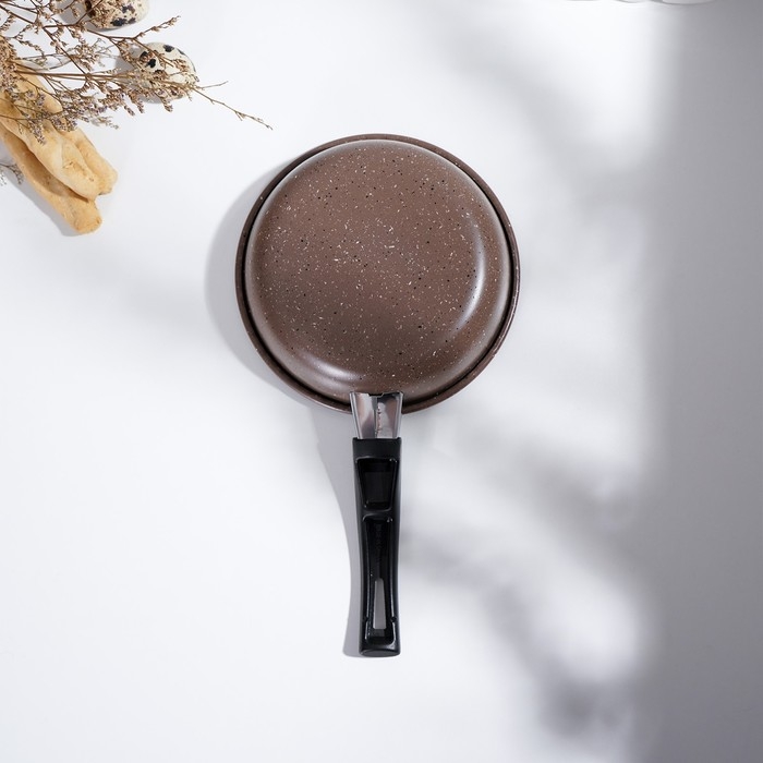 Сковорода Доляна Rock, d=15 см, пластиковая ручка, антипригарное покрытие, цвет коричневый Сковорода Доляна Rock, d=15 см, пластиковая ручка, антипригарное покрытие, цвет коричневый