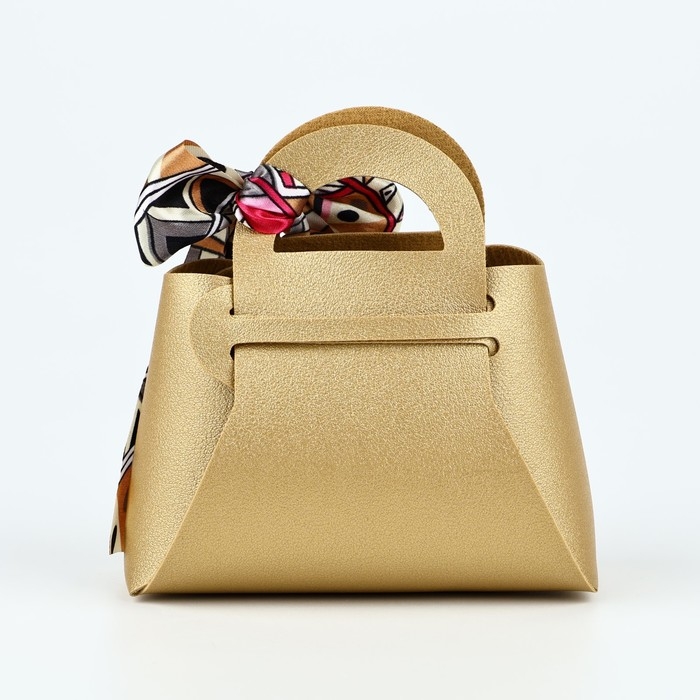 Сумочка подарочная &laquo;Золотая&raquo;, 12 х 13 х 5.5 см