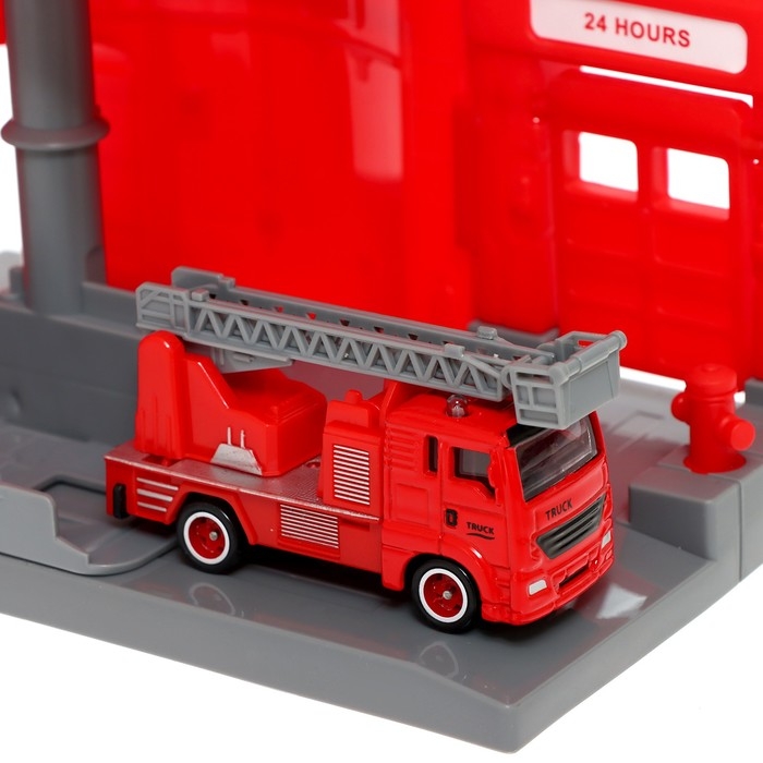 Парковка &laquo;Пожарная&raquo;, с подъёмом, машинка опускается с кнопки, звонит колокол, МИКС