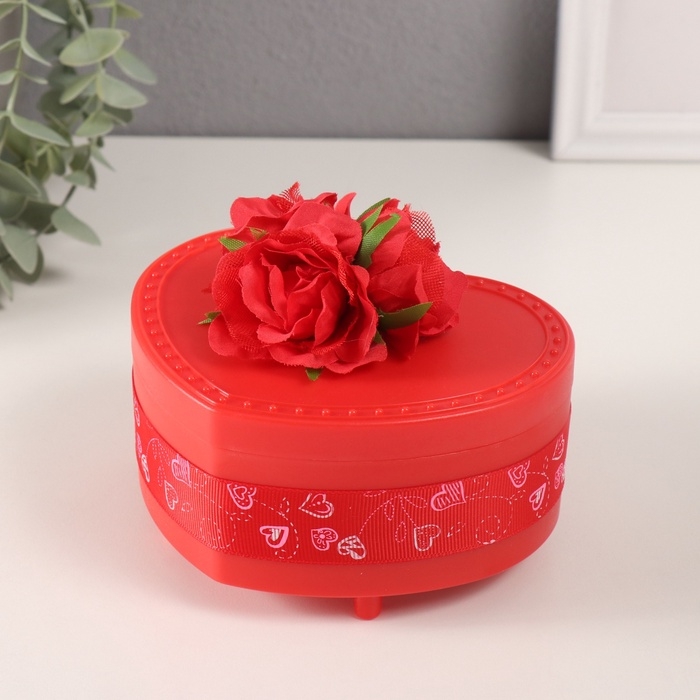 Шкатулка музыкальная механическая Шкатулка музыкальная механическая "Нежные розы" красная 12х13,5х10,5 см