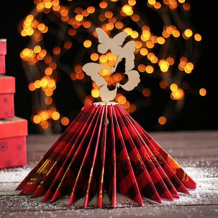 Салфетница деревянная &laquo;Бабочки&raquo;, 24,5&times;9&times;8 см, на пьедестале