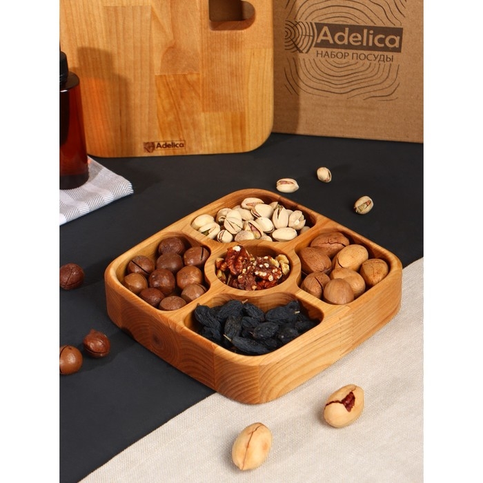 Подарочный набор деревянной посуды Adelica, доска сервировочная, менажница 5 секций, масло для пропитки в подарок 100 мл, берёза Подарочный набор деревянной посуды Adelica, доска сервировочная, менажница 5 секций, масло для пропитки в подарок 100 мл, берёза