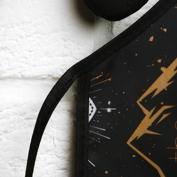 Подарочный набор &laquo;Мужество имеет значение&raquo;: кухонный фартук и прихватка