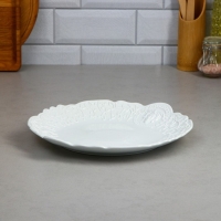 Блюдо «Вероника», круглое, фарфор, Иран Блюдо «Вероника», круглое, фарфор, Иран