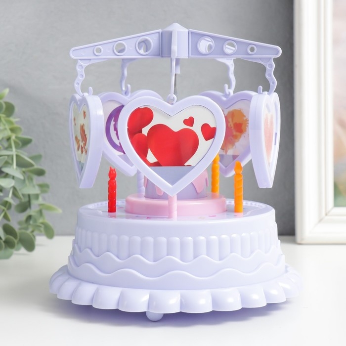 Сувенир музыкальный механический + фоторамка Сувенир музыкальный механический + фоторамка "Карусель сердец" сиреневый 17,5х17,5х20 см