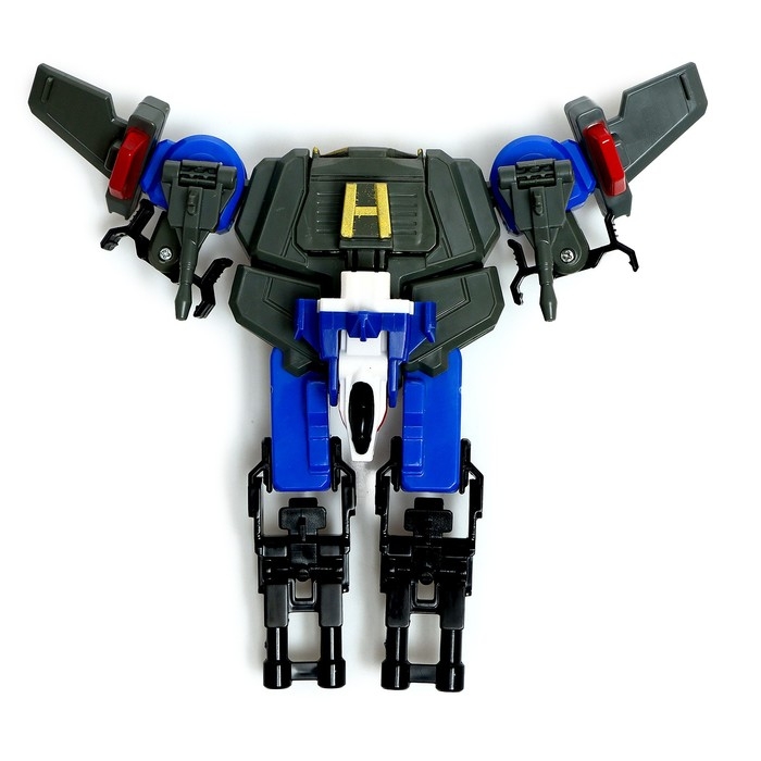 Робот &laquo;Воин&raquo;, трансформируется, собирается из 5 машинок