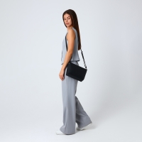 Сумка кросс-боди на молнии, цвет чёрный Сумка кросс-боди на молнии, цвет чёрный