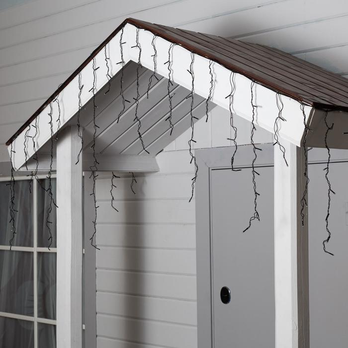 Гирлянда &laquo;Бахрома&raquo; 4 &times; 0.6 м, IP44, тёмная нить, 180 LED, свечение мульти, 8 режимов, 220 В