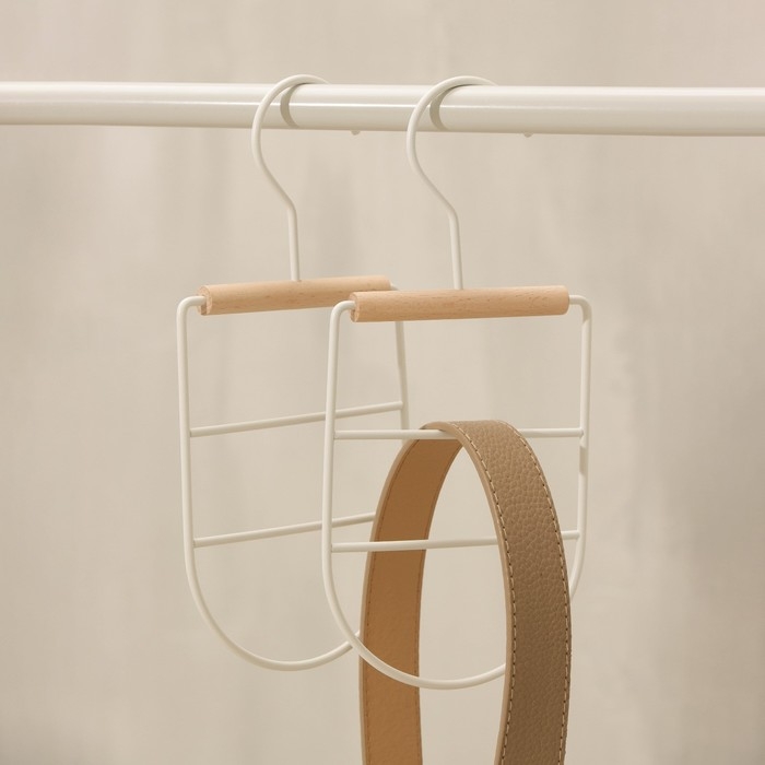 Вешалка для ремней и шарфов LaDо́m Laconique, 11,5&times;23&times;1,1 см, многоуровневая, цвет белый