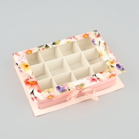 Коробка под 12 конфет с ячейками «С любовью» 18.5 х 13.5 х 3.5 см Коробка под 12 конфет с ячейками «С любовью» 18.5 х 13.5 х 3.5 см