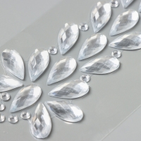 Наклейка пластик стразы "Фонтан" зеркальное серебро 25х8,5 см Наклейка пластик стразы "Фонтан" зеркальное серебро 25х8,5 см